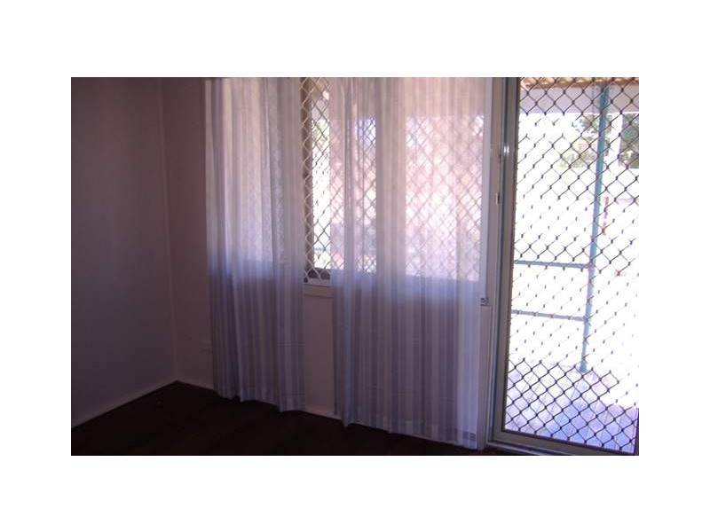 Unit B, 7 Craig Street, Carnarvon WA 6701
