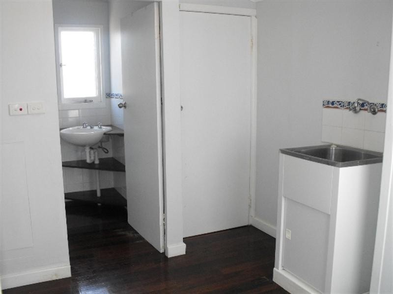 9 Crossland Street, Carnarvon WA 6701