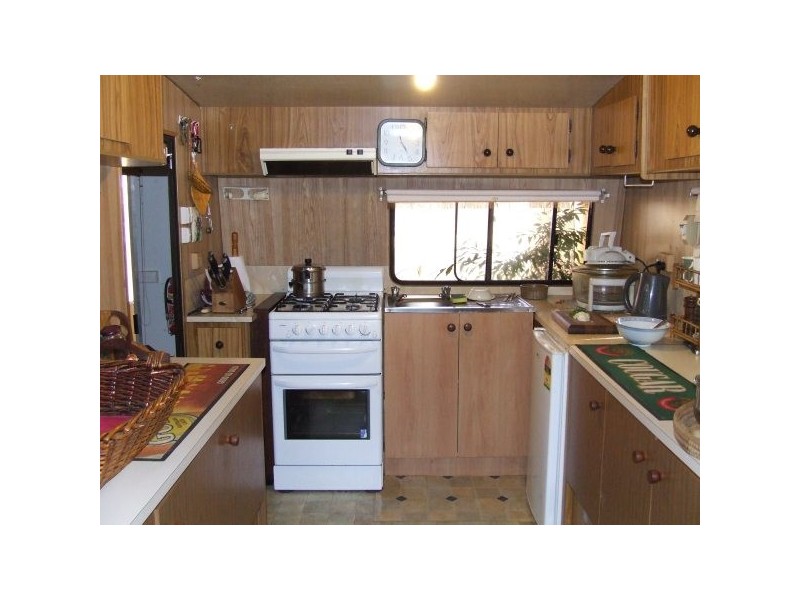 Bay 112 Plantation Caravan Park, Carnarvon WA 6701