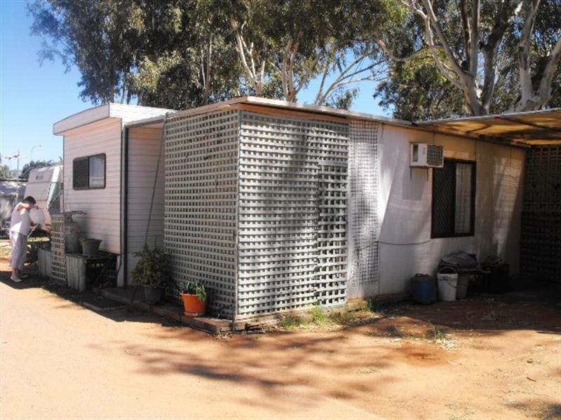 Bay 69 Plantation Caravan Park, Carnarvon WA 6701