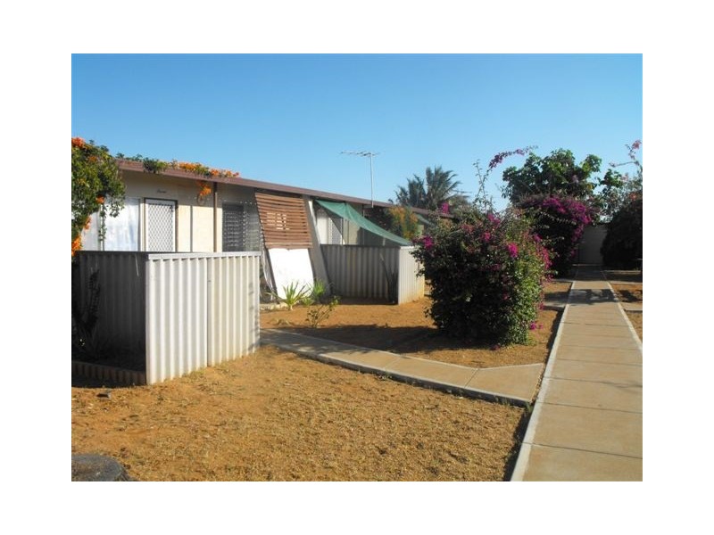 Unit 1/16 Brown Street, Carnarvon WA 6701
