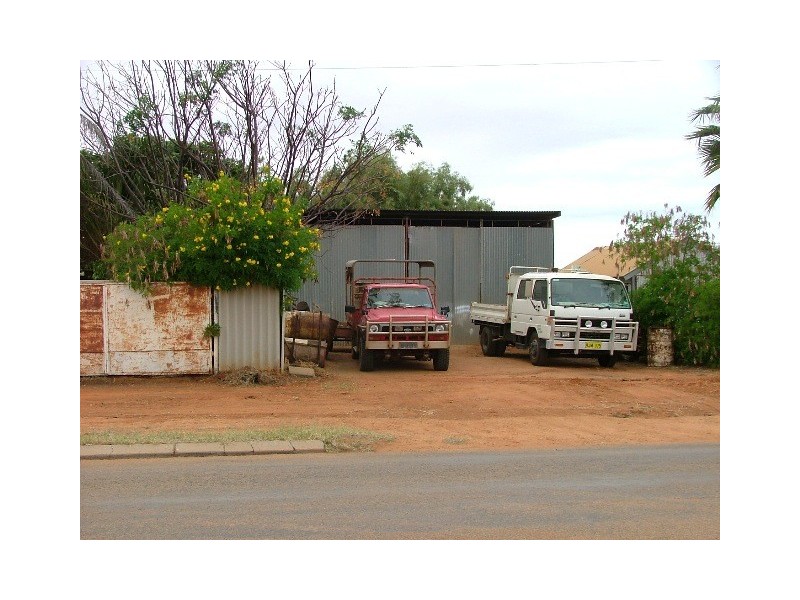 21 Saw Street, Carnarvon WA 6701