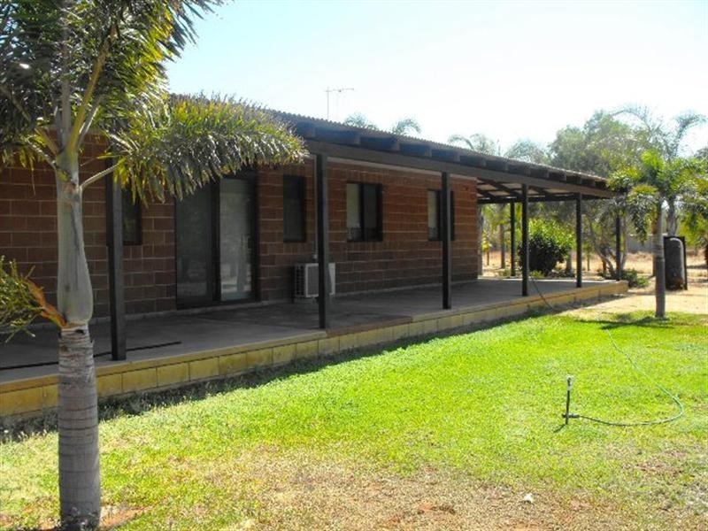 18 Glaris Street, Carnarvon WA 6701