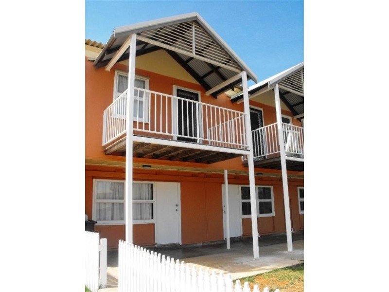 5A Hearn Place, Carnarvon WA 6701