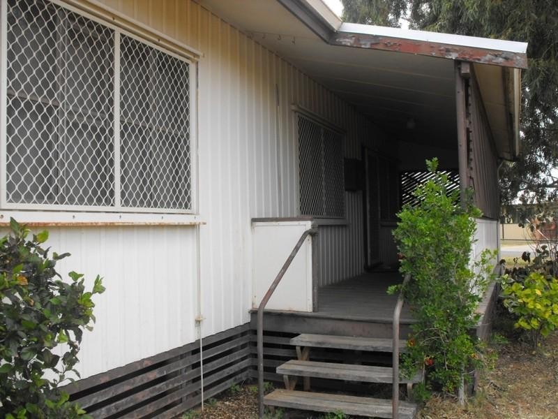 43 Crowther Street, Carnarvon WA 6701