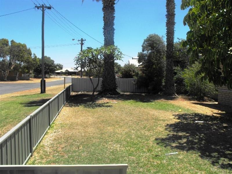 32 Granberry Drive, Carnarvon WA 6701