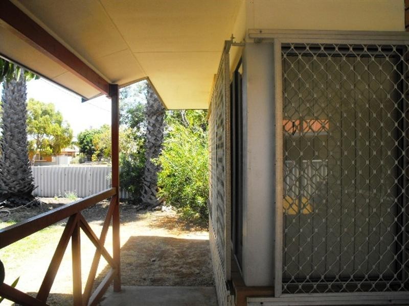 32 Granberry Drive, Carnarvon WA 6701