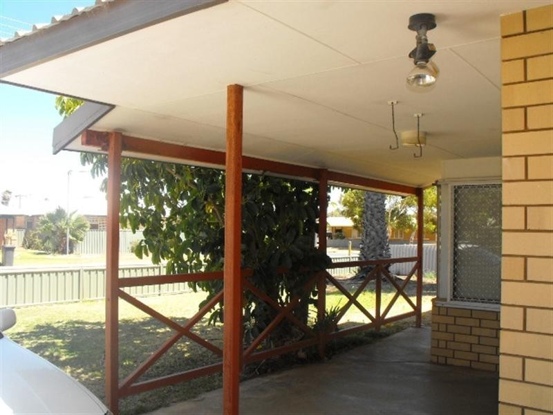 32 Granberry Drive, Carnarvon WA 6701
