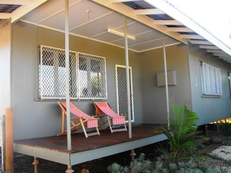 14 Beckett Street, Carnarvon WA 6701