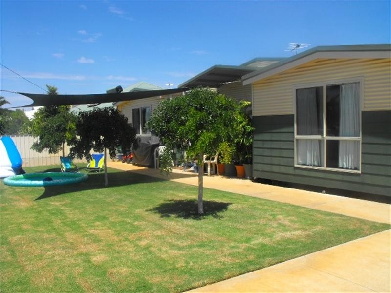 20 Smith Street, Carnarvon WA 6701