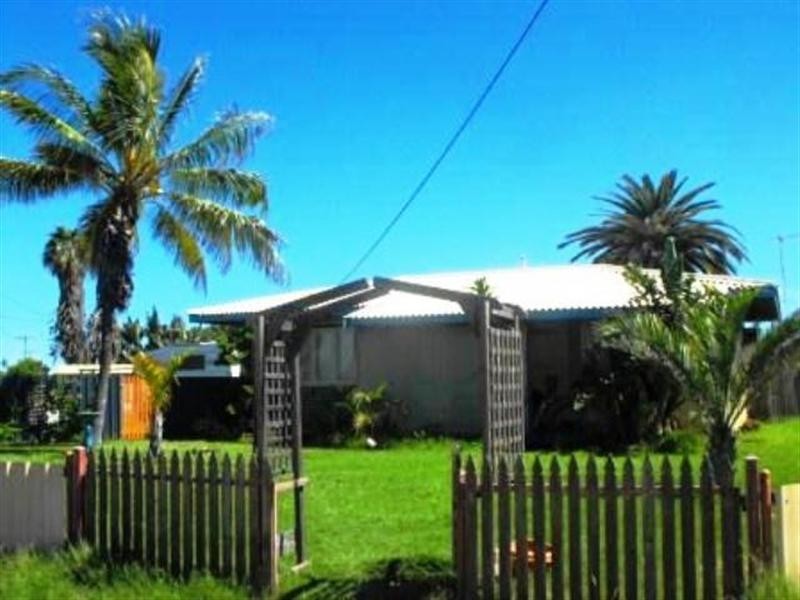 49 Crowther Street, Carnarvon WA 6701