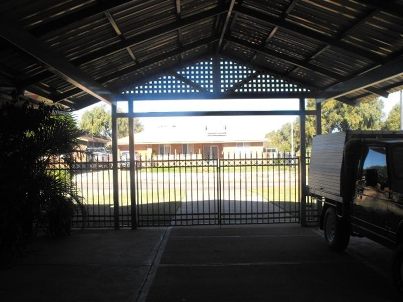 10 Castrini Crescent, Carnarvon WA 6701