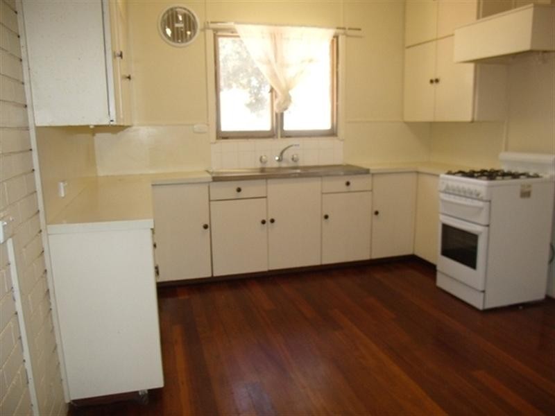 8A and B Hearn Place, Morgantown WA 6701