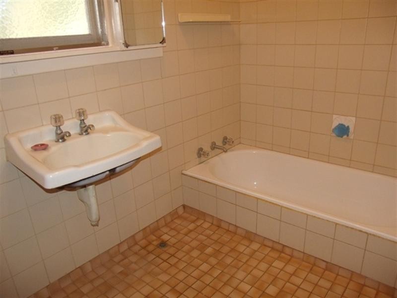 8A and B Hearn Place, Morgantown WA 6701