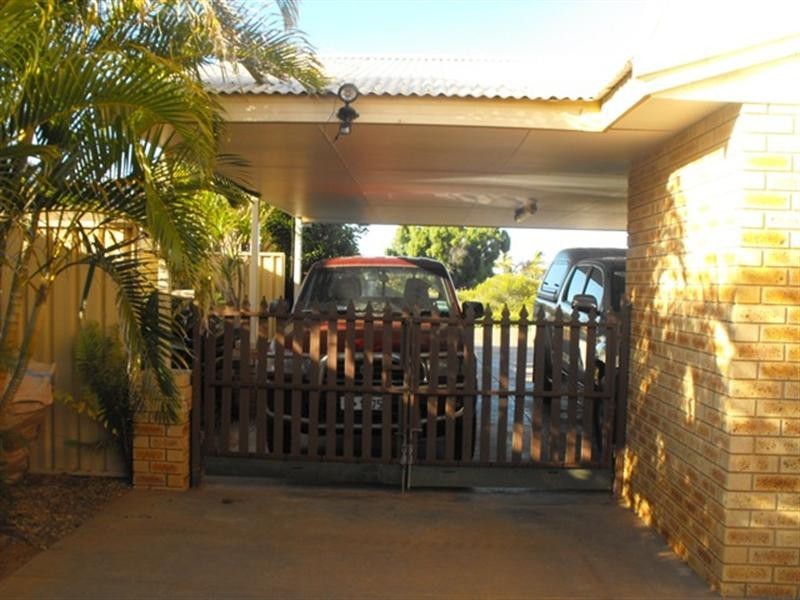 21 Fleming Street, Carnarvon WA 6701