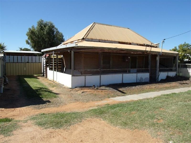 29 Baston Street, Carnarvon WA 6701