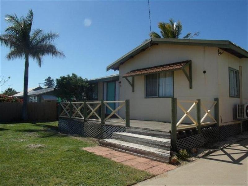 35 West Street, Carnarvon WA 6701
