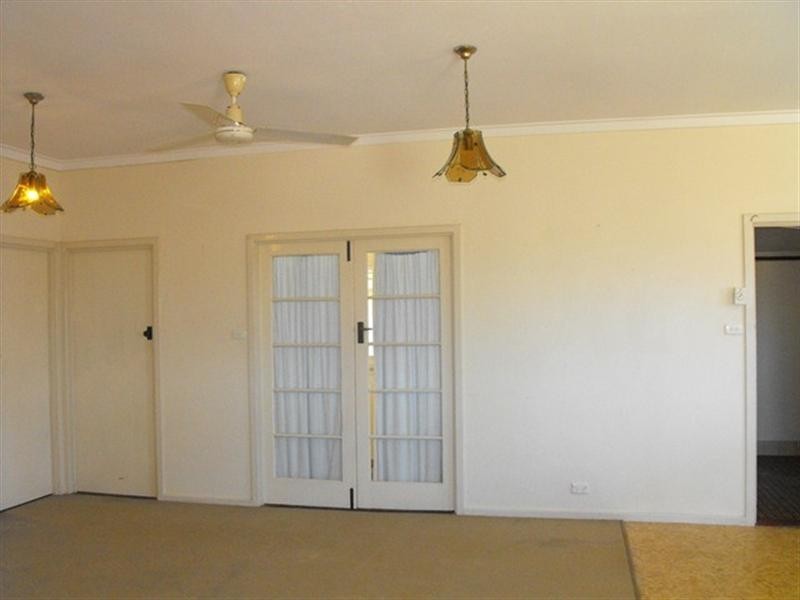 35 West Street, Carnarvon WA 6701