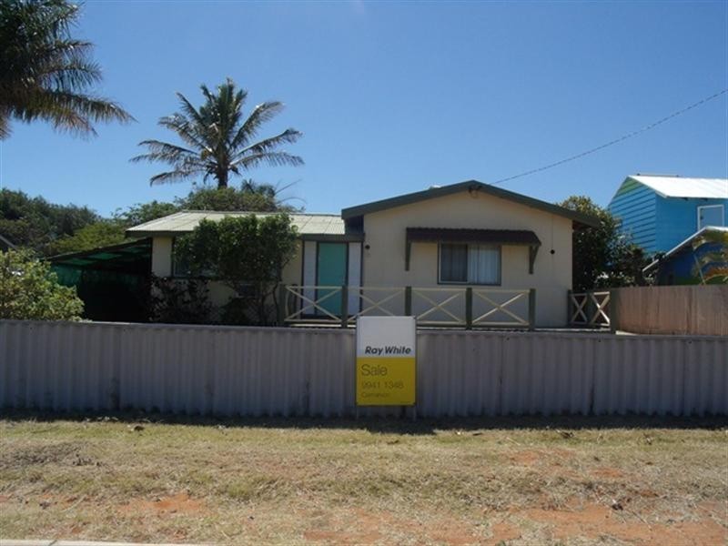 35 West Street, Carnarvon WA 6701
