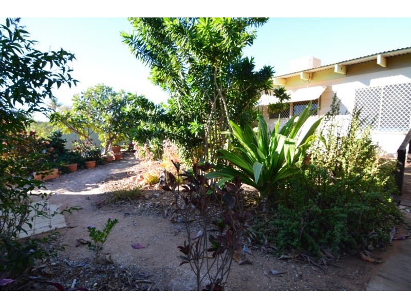 77 Angelo Street, Carnarvon WA 6701