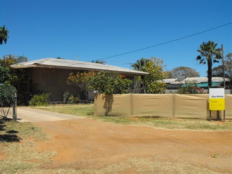 7 Morrell Court, Carnarvon WA 6701