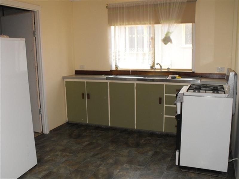 27 Dempster Road, Carnarvon WA 6701