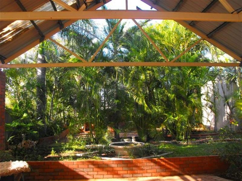 12 Butcher Street, Carnarvon WA 6701