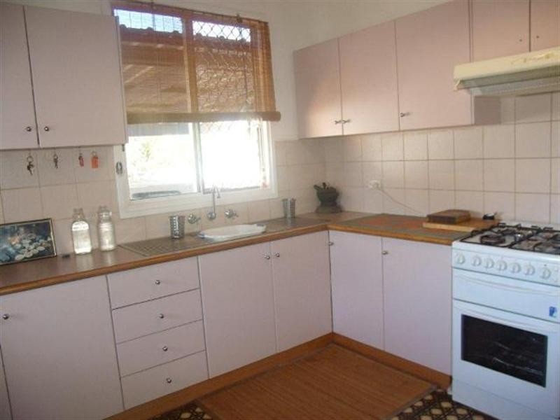 3 Fenner Street, Carnarvon WA 6701