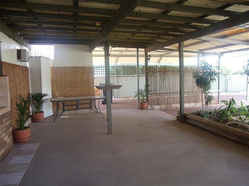 5 Carey Street, Carnarvon WA 6701