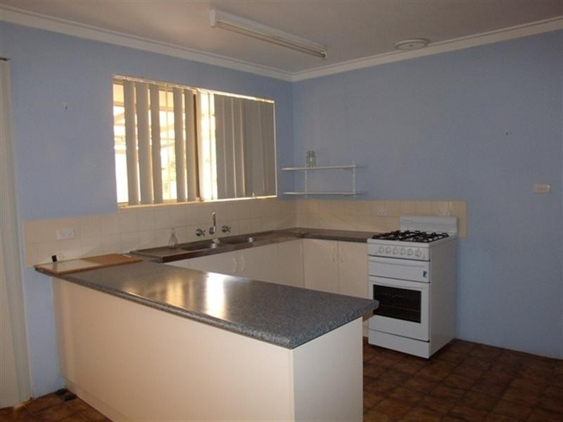 11 Willesee Street, Carnarvon WA 6701