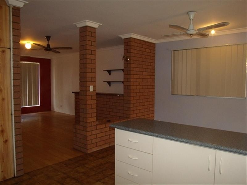 11 Willesee Street, Carnarvon WA 6701