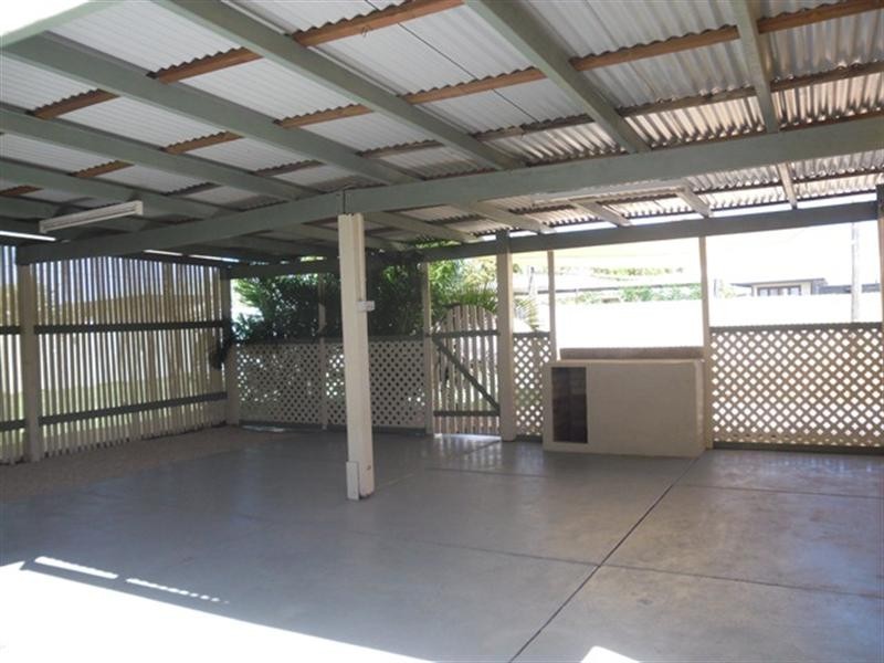 8 Mills Avenue, Carnarvon WA 6701