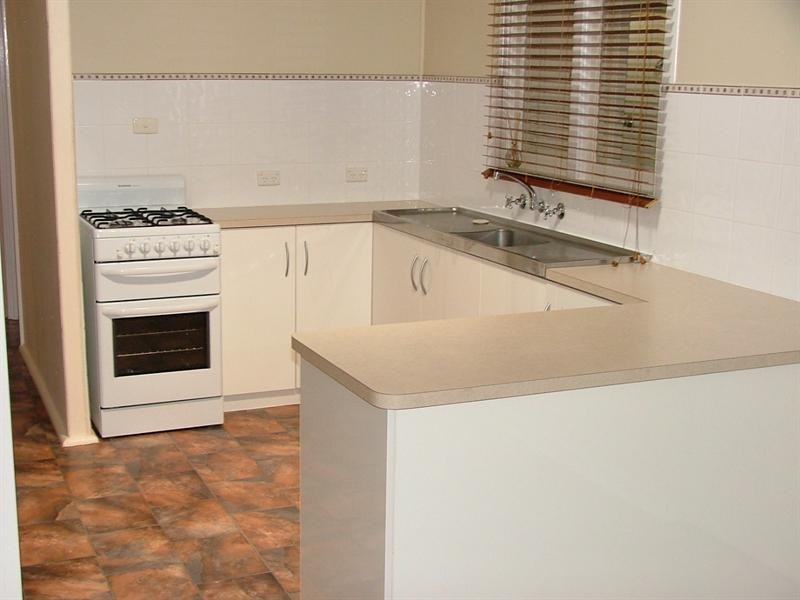 8 Mills Avenue, South Carnarvon WA 6701