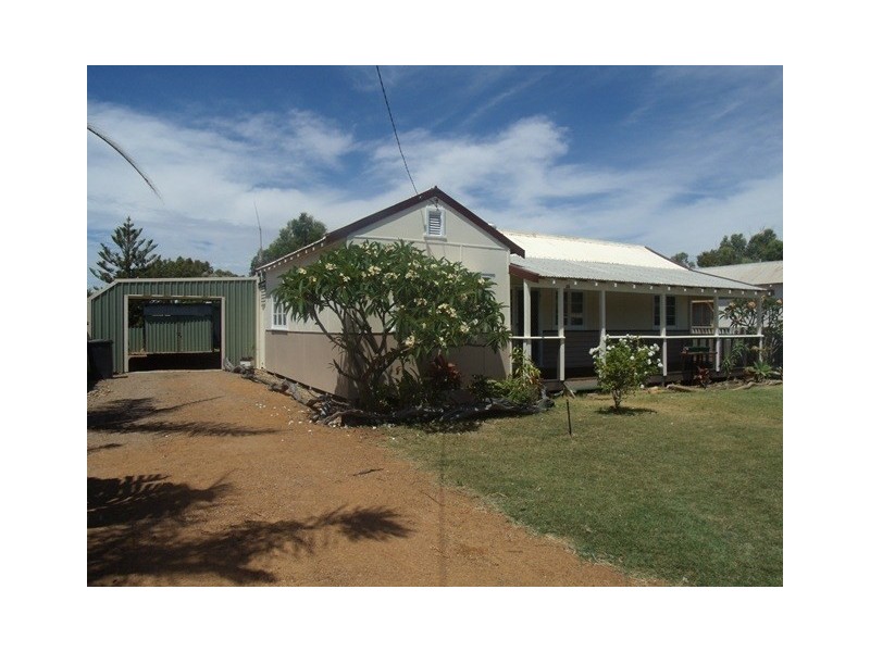 5 Carey Street, Carnarvon WA 6701