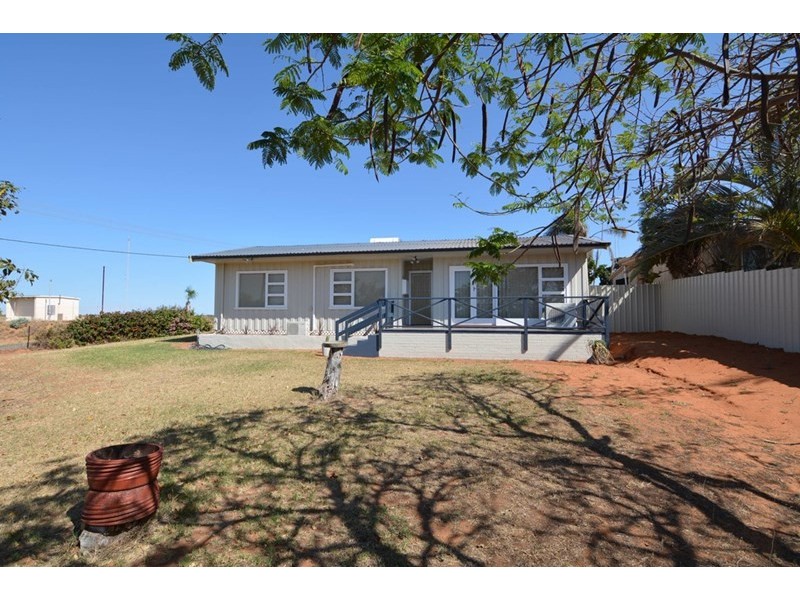 283 Robinson Street, Carnarvon WA 6701