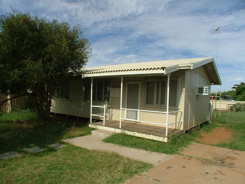 3 Stroud Street, Carnarvon WA 6701