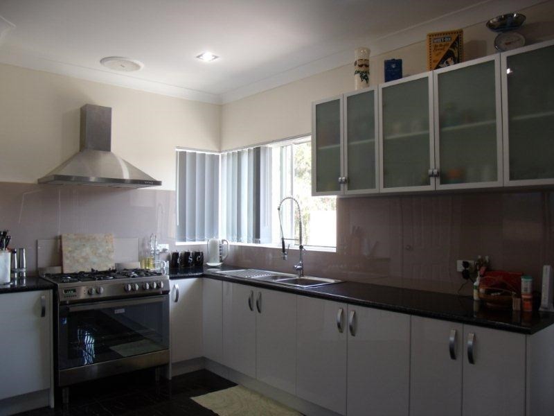 12 Mindirra Crescent, Carnarvon WA 6701