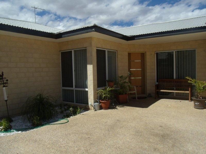12 Mindirra Crescent, Carnarvon WA 6701