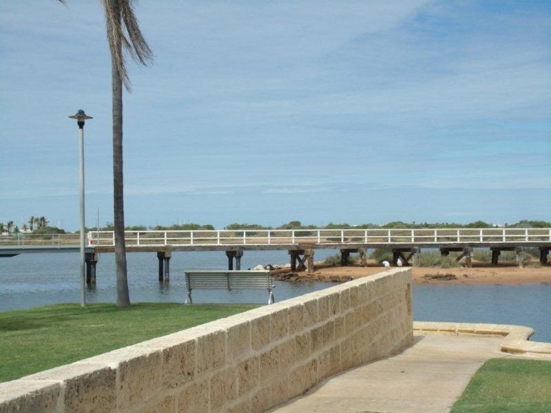 12 Mindirra Crescent, Carnarvon WA 6701