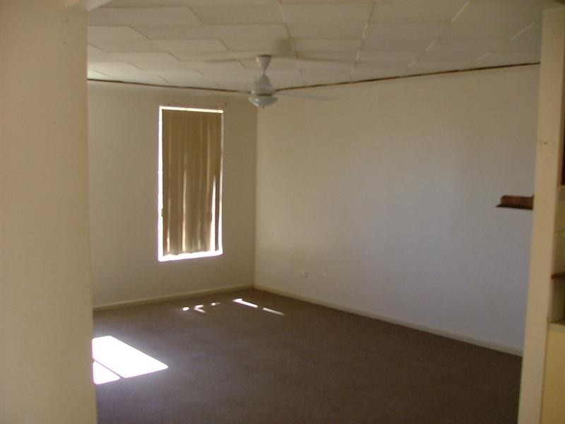 9 Smart Street, Carnarvon WA 6701