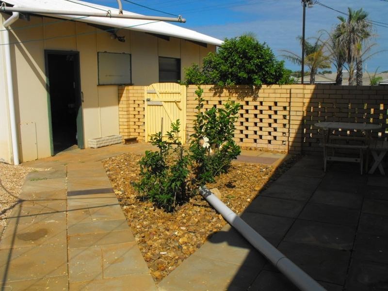 3 Hammond Street, Carnarvon WA 6701