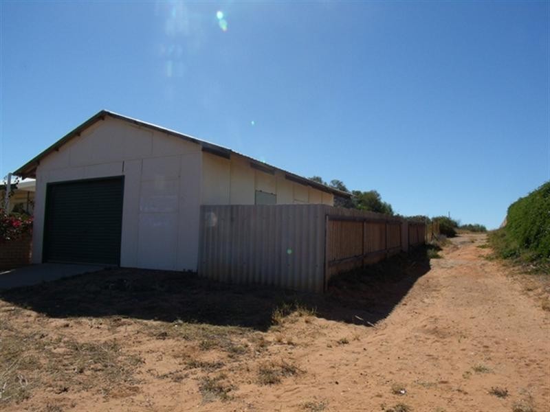 3 Hammond Street, Carnarvon WA 6701
