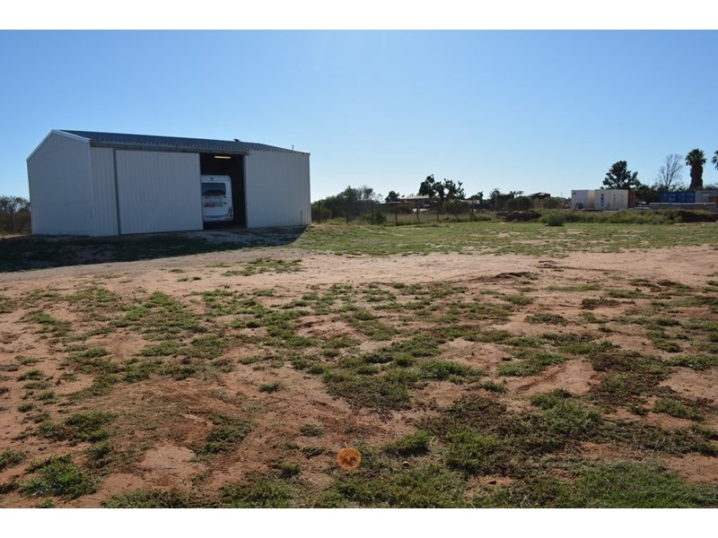 45 Cleveland Street, Carnarvon WA 6701