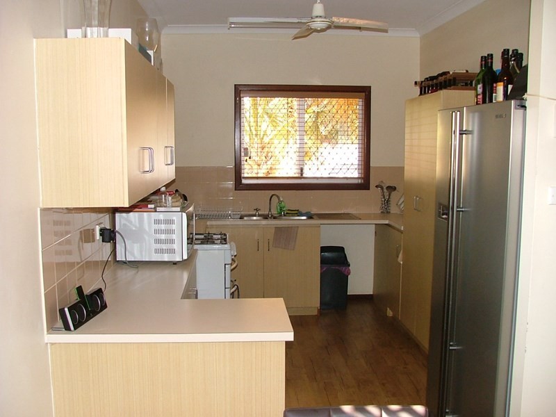 11 Foss Crescent, Carnarvon WA 6701