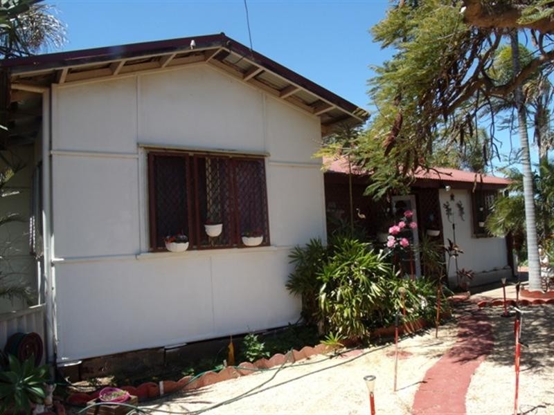 71 Whitlock Street, Carnarvon WA 6701