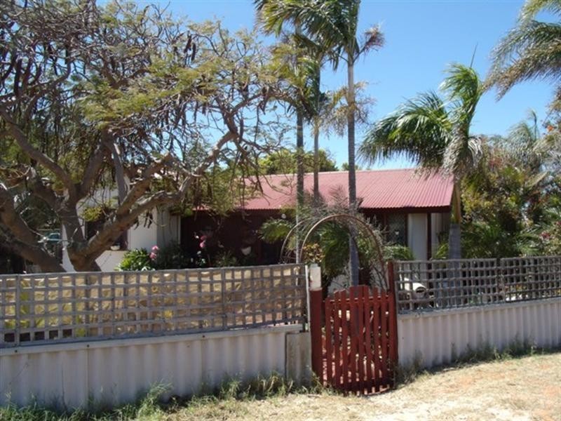 71 Whitlock Street, Carnarvon WA 6701