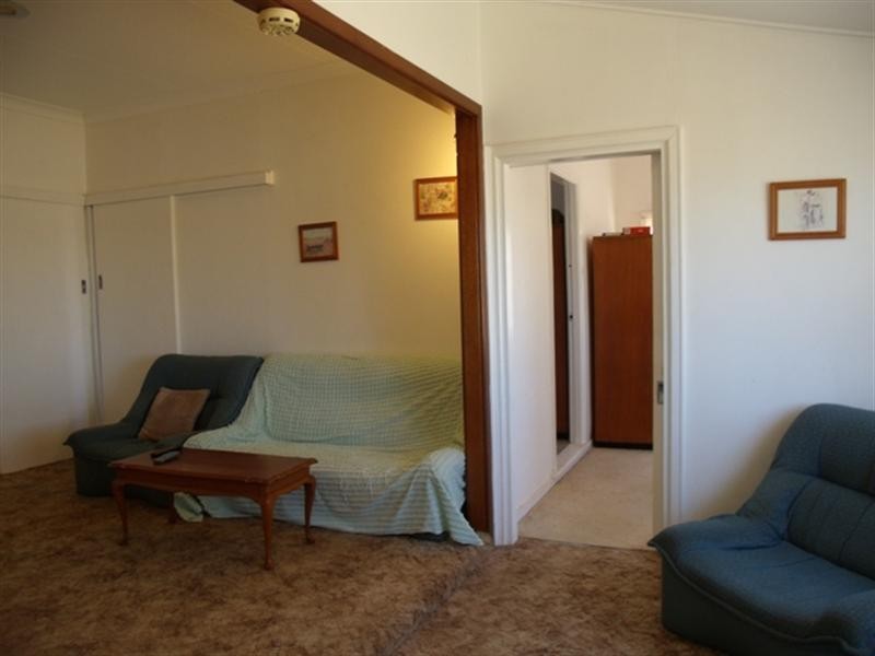 5 Crossland Street, Carnarvon WA 6701