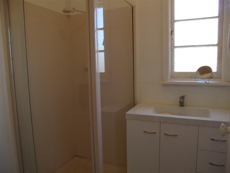 5 Crossland Street, Carnarvon WA 6701