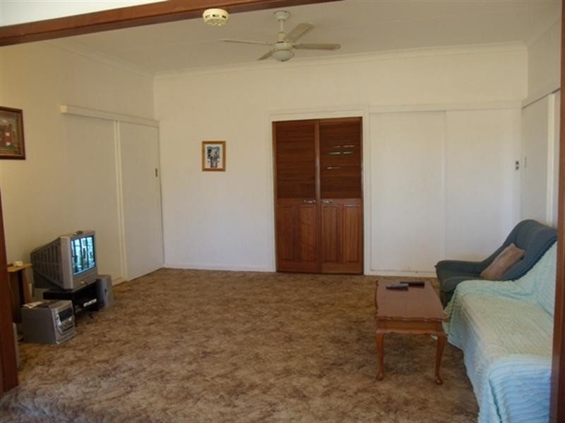 5 Crossland Street, Carnarvon WA 6701