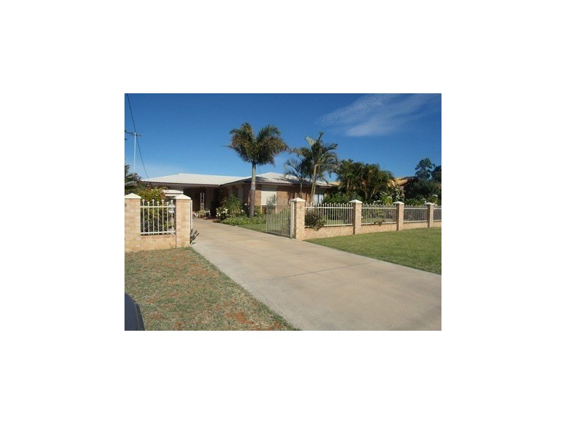 27 Richards Street, Carnarvon WA 6701
